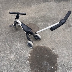 手押し付き三輪車の画像