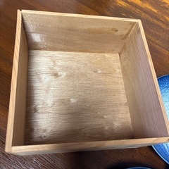 有田焼　萬泉　アヤメ　木箱つきの画像