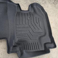 HONDA　ヴェゼル　足元シートの画像