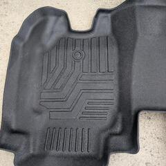 HONDA　ヴェゼル　足元シートの画像