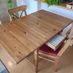 IKEA ダイニングテーブルセットの画像