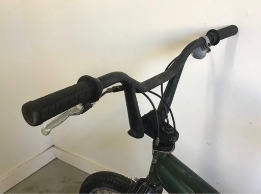 A-84岐阜発　Blitzer B-4/BMX/20インチ/走行確認/キズ、サビあり/前後ブレーキ効きません　　R6 9/18