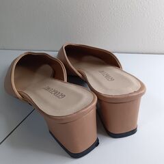 新品 25.5cm ワインレッド パンプス ミュール サンダル ローヒール スリの画像