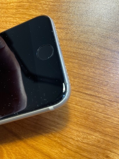 【譲り先決定】iPhone SE3 ホワイト64GB