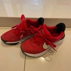 NIKE STAR  RUNNAR 04 赤スニーカー
23.0cmの画像