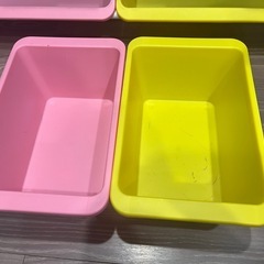 絵本棚　おもちゃ　収納棚の画像