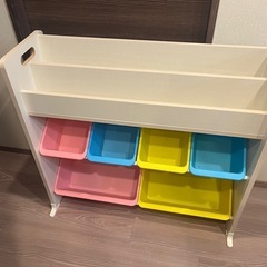絵本棚　おもちゃ　収納棚の画像