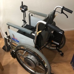 日進　NISSIN 製　電動車椅子 バッテリー2個付・充電器の画像