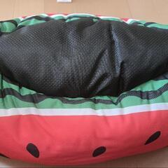 新品未使用　ひんやりペットベッド　すいかの画像