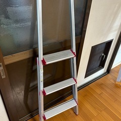 アルミ製3段踏台の画像