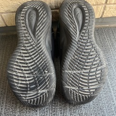 asics バスケットシューズ　23.5の画像