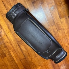ゼクシオのキャディーバックの画像