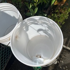 コック・ロープ付きバケツの画像