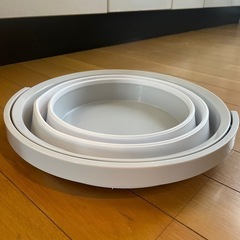 折りたたみ式のバケツの画像