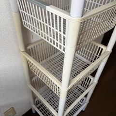 【お渡し予定者様決定】４段収納ラック①の画像