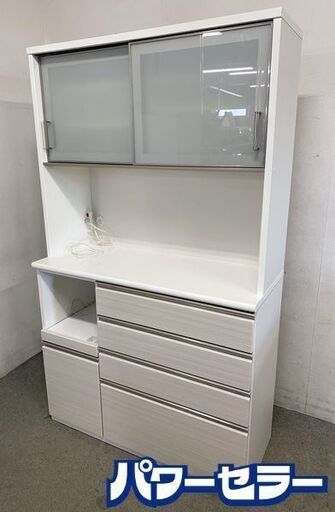 ニトリ キッチンボード ポスティア 幅120 モイス ハイグロスホワイト木目 ソフトクローズ 食器棚 レンジ台 中古家具 店頭引取歓迎 R10022