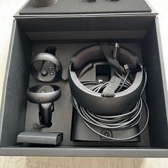 oculus rift s (VRゴーグル・コントローラー)の画像
