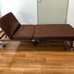 折りたたみリクライニングベッド【町田市再生家具】　251590の画像