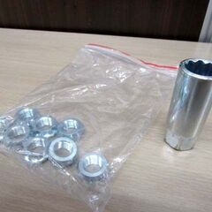 中古 美品 DIGICAM ワイドトレッドスペーサー 100-4H-1.5 ハブ径73mm 厚み10mm 2個入 ナット8個・ソケット1個付属 デジキャン 苫小牧西店の画像