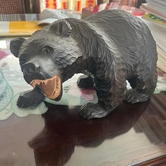 木彫りの熊の画像