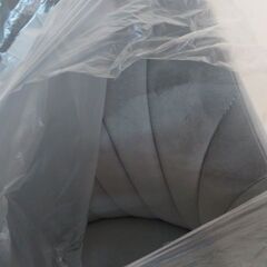 M7※取引中/売約済***********　　　　　　　未使用/新品　訳アリ　クッション付 ダイニングチェア くすみカラー 肘付き 金脚 ベロア調 椅子 キャスター無し 韓国風の画像