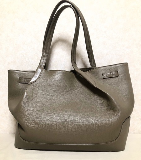 ペッレモルビダ　トートバッグ