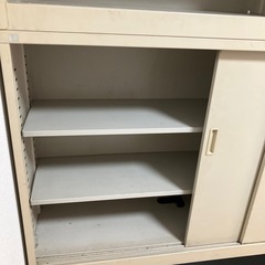 スチールキャビネットの画像