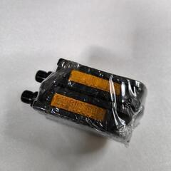 新品 自転車 ペダル アルミ製 LR 左右の画像