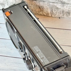 日立「SERGERAM KH-2200」BCLラジオの画像