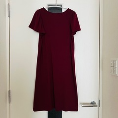 ワインレッドワンピース 未使用品の画像