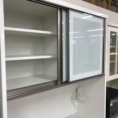 【ｼﾞｬﾝｸﾞﾙｼﾞｬﾝｸﾞﾙ金沢店】  食器棚 ホワイト/石調 W100.5×D50.5×H210.5 クリーニング済み												の画像