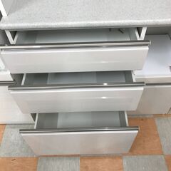 【ｼﾞｬﾝｸﾞﾙｼﾞｬﾝｸﾞﾙ金沢店】  食器棚 ホワイト/石調 W100.5×D50.5×H210.5 クリーニング済み												の画像
