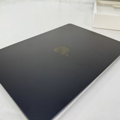 Apple Mac Book Air 2025 13インチ M4 SSD256GB メモリ16GB MW123J/A A3240の画像
