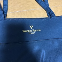 ヴァレンティノ トートバッグの画像