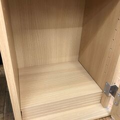 リサイクルショップどりーむ鹿大前店　No.2598　ミラーボックス　ナチュラルカラー　玄関収納　全身鏡　※ダボが欠品している為、中板がが数枚余っています(´;ω;｀)の画像