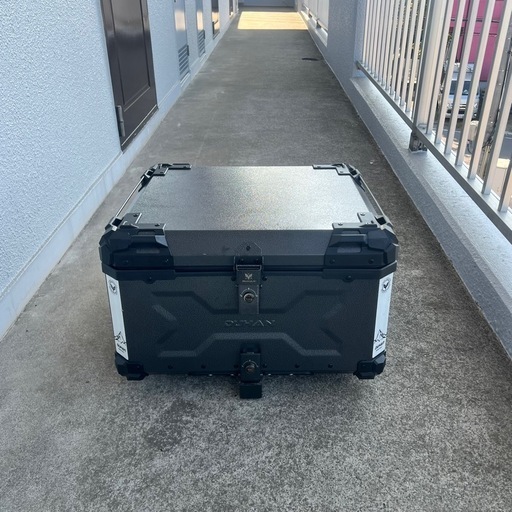 100Lバイク用リアボックス