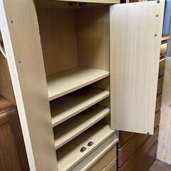 【リサイクルストアスターズ城西店】 【中古品】観音開き収納棚　靴箱の画像
