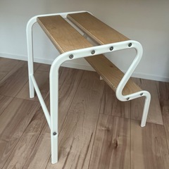 【美品】IKEA GRUBBANステップスツールの画像