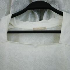 COMME  CA  DU  MODE  オフホワイト　シャツの画像