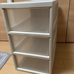 収納ボックスの画像