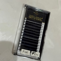 【注目】グルーとマツ毛エクステの画像