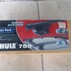 THULE ルーフラックセットの画像