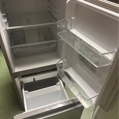 東○442 冷蔵庫 動作品 AQUA ノンフロン冷凍冷蔵庫 AQR-13H (S)  126L ひとり暮らし 2019年製 シルバー グレー 2段 冷蔵室 冷凍室
の画像