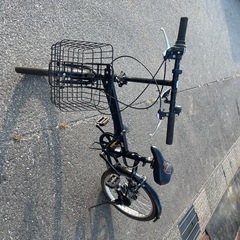 折りたたみ自転車の画像