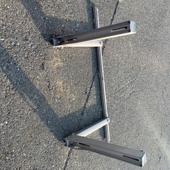 アルミ製エアコン台の画像