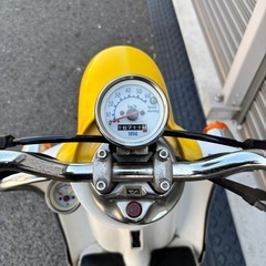 4217.2000台限定　ビーノ　宇多田ヒカルモデル　バッテリー、ミラー新品　千葉県柏市　即日配送、自走引き取りも可能の画像