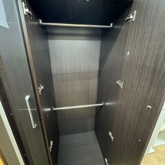 ★リユースのサカイ春日部店★KJ11538  ワードローブ ダークブラウン H181×W101×D58 クリーニング済みの画像