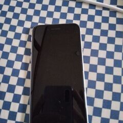 iPhone SE2  128美品の画像