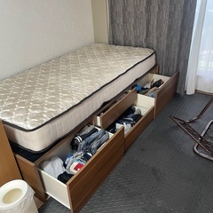 シングルベッドの画像