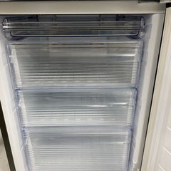 SHARP SJ-AK31F プラズマクラスター 冷凍冷蔵庫 2019年製 AIoT搭載　310L 家電 シャープ 中古の画像